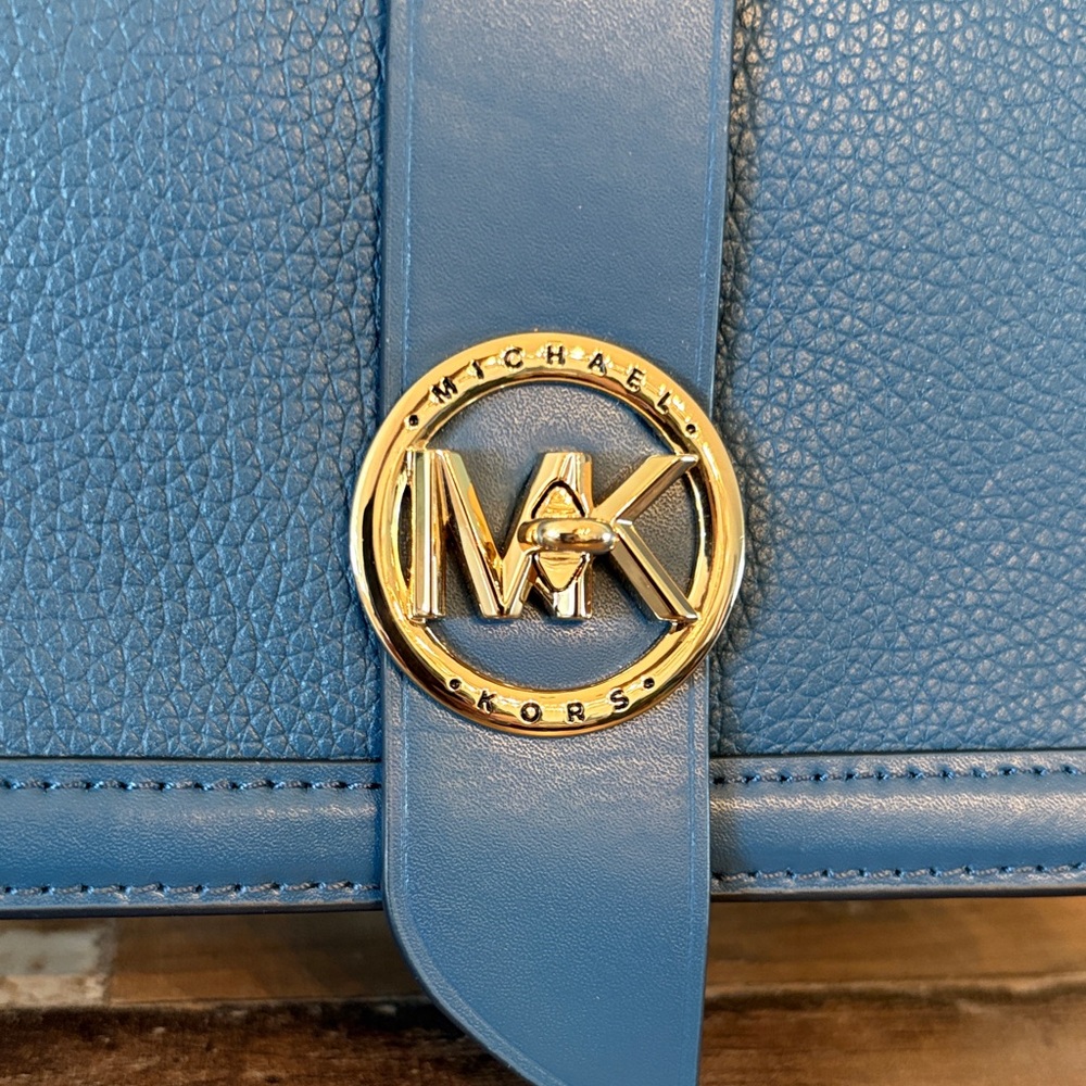New Michael Kors Denim Blue Pebbled Leather Crossbody with Gold MK Emblem - Picture 3 of 10